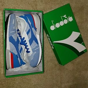 Diadora Titan Weave